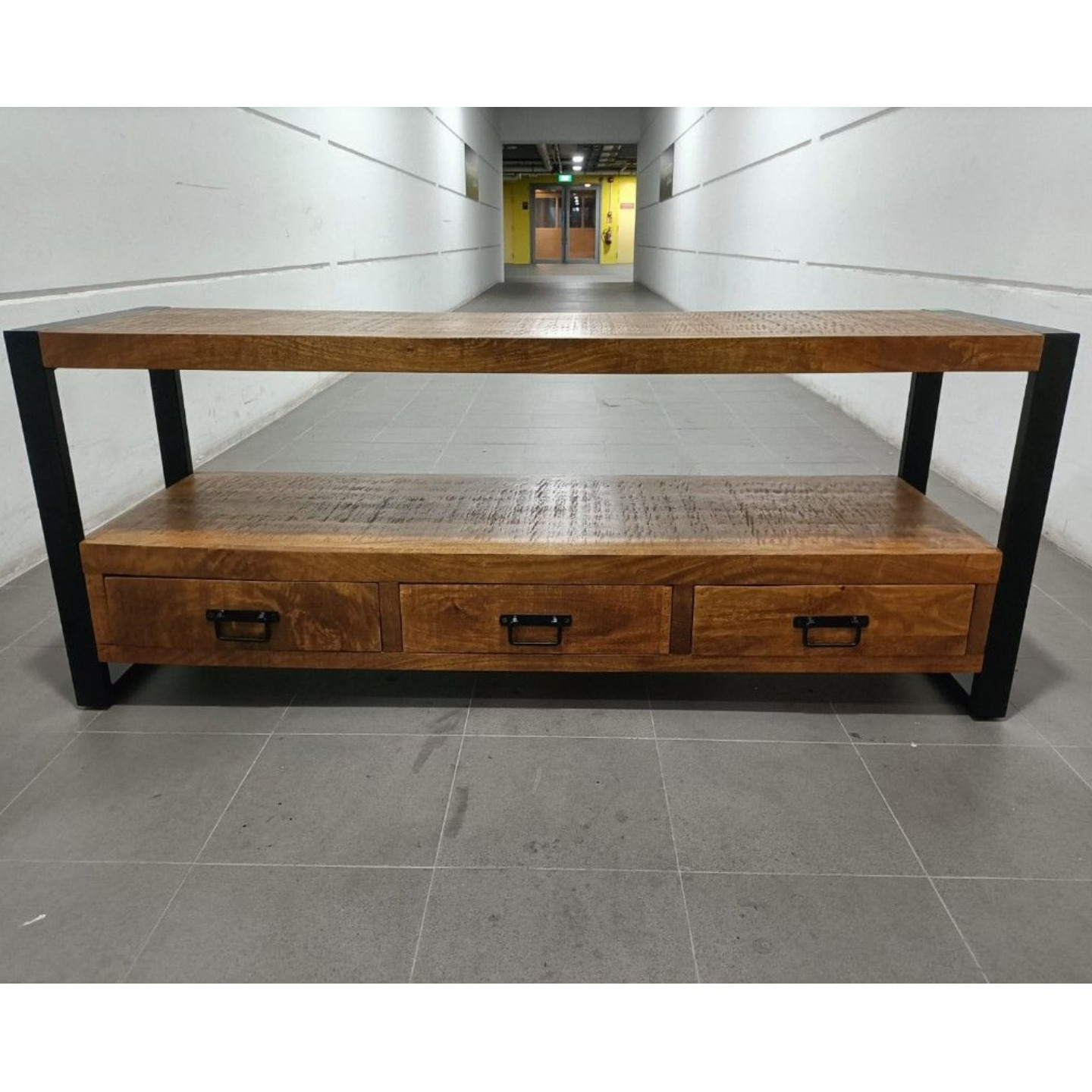 VOLKTAN INDUSTRI Series Solid Wood TV Console