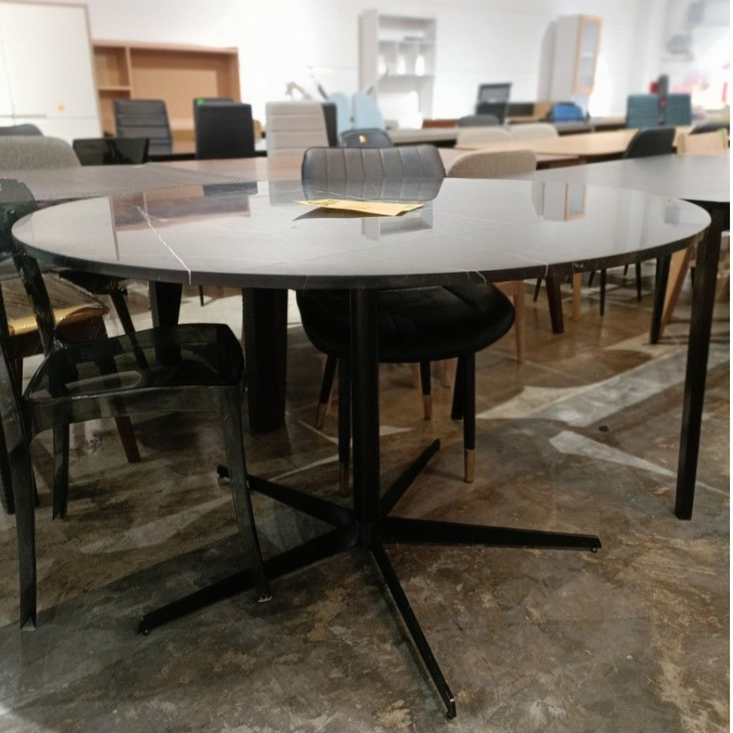 FIRE SALE PROMO - HARNITE Round Marble Dining Table in BLACK