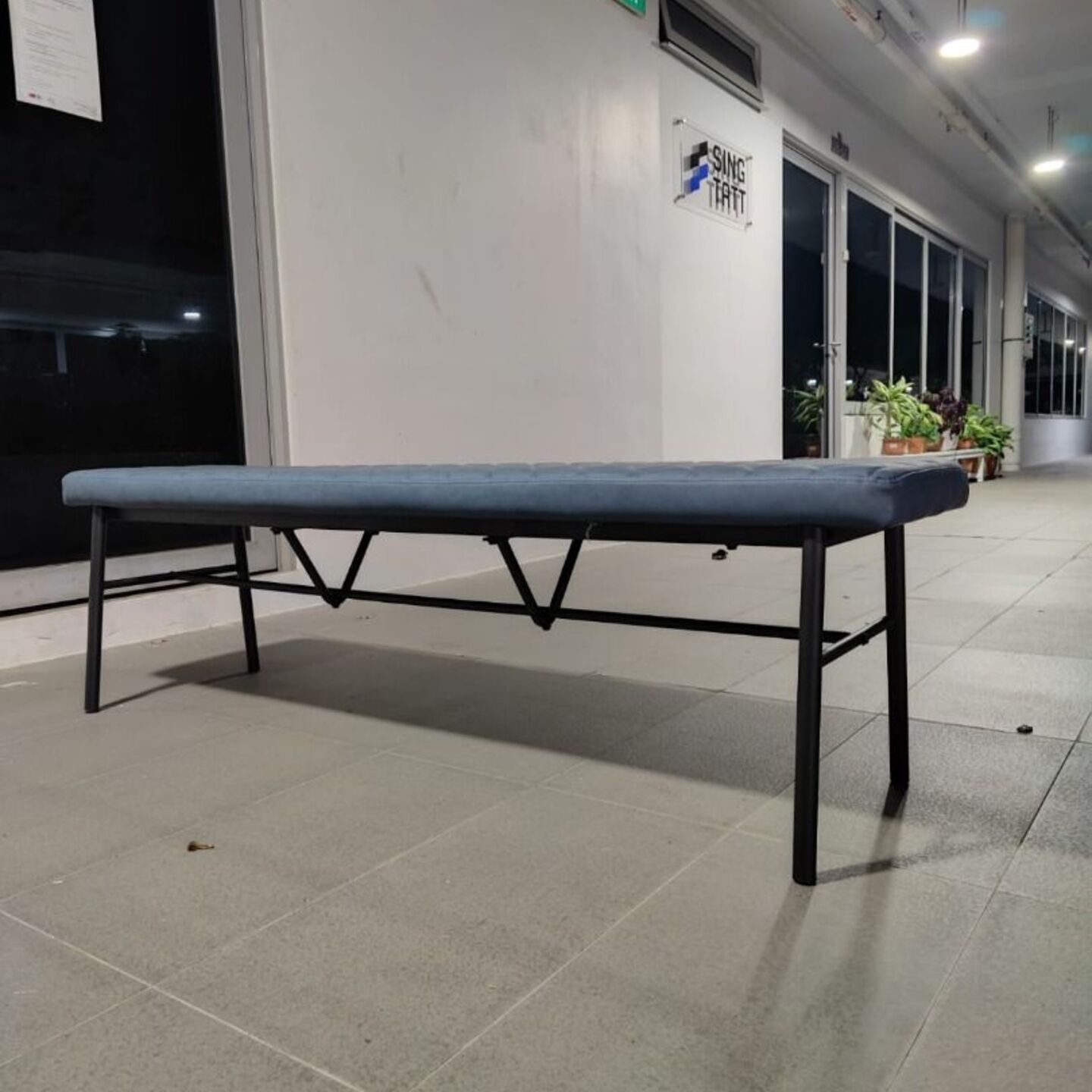 DIAMO II Dining Bench