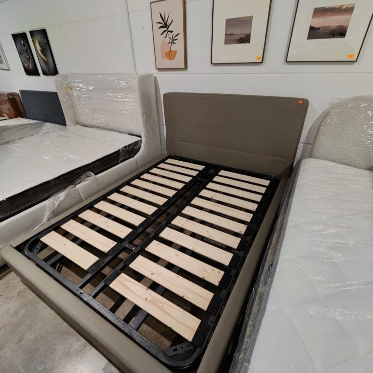 PELOTTAVA Queen Size Upholstery Bed Frame