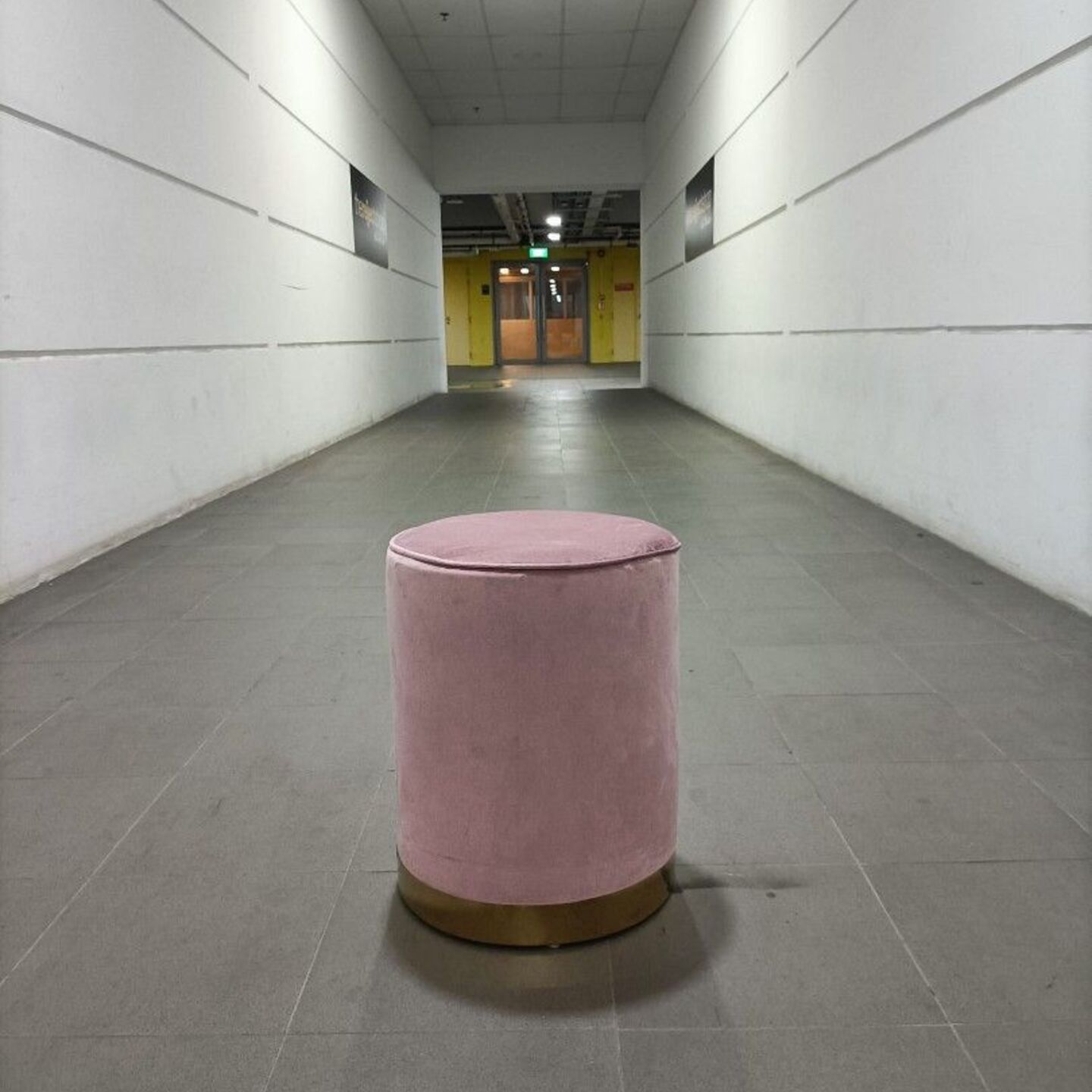 HOLKER Ottoman in PINK