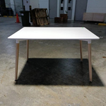 VIENNA Dining Table in WHITE (M)