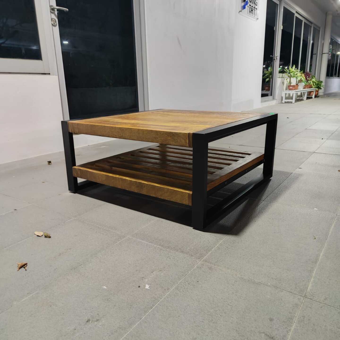 ROKU INDUSTRI Series Solid Wood Coffee Table