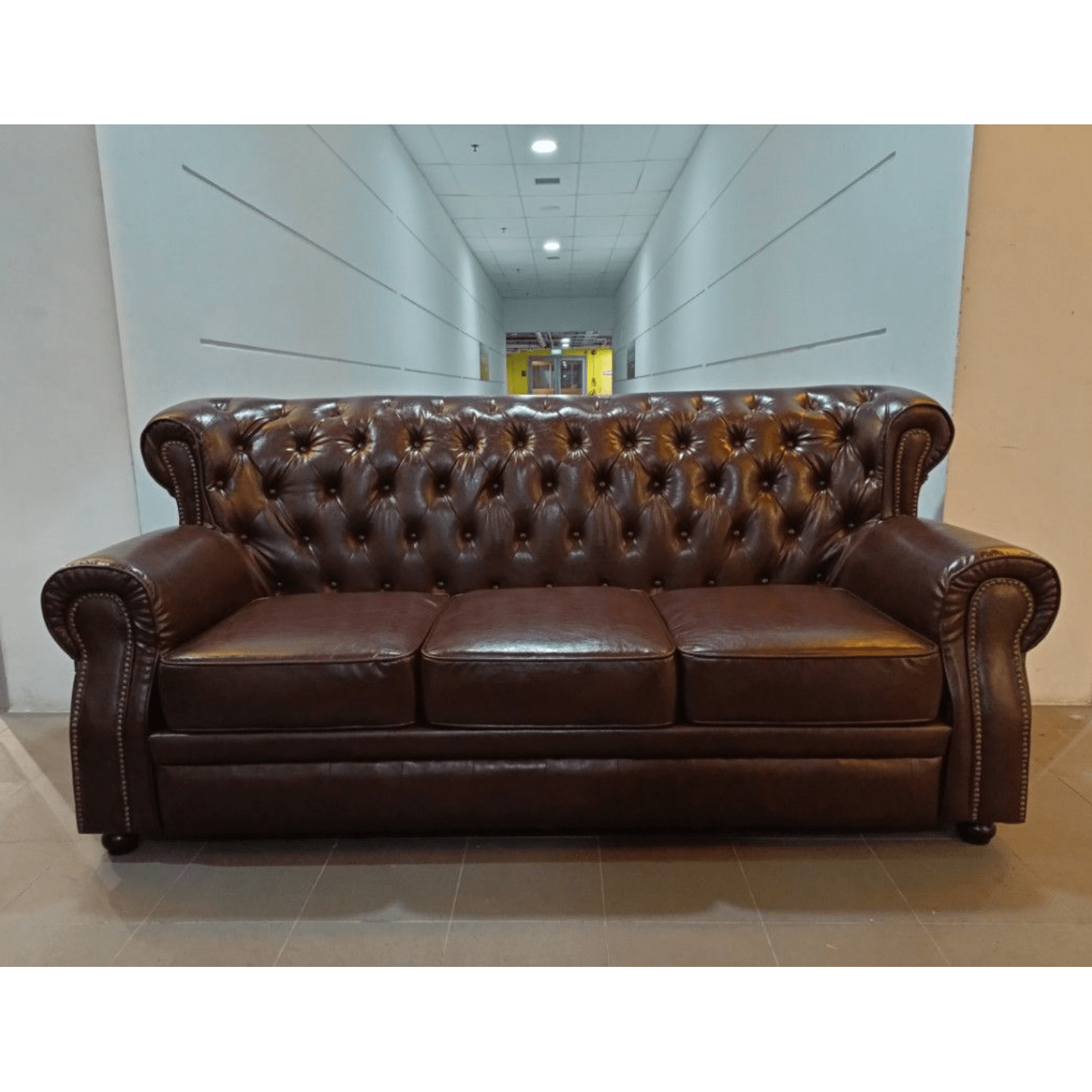 CLIVEREN 3 Seater Chesterfield High Back Sofa in WINE RED PU