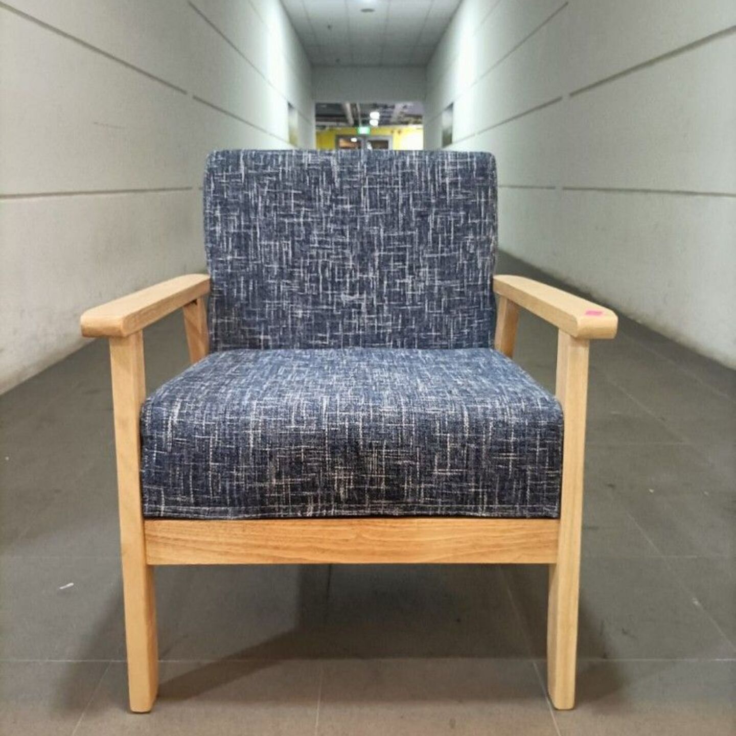 VANZ Armchair in MIX BLUE FABRIC