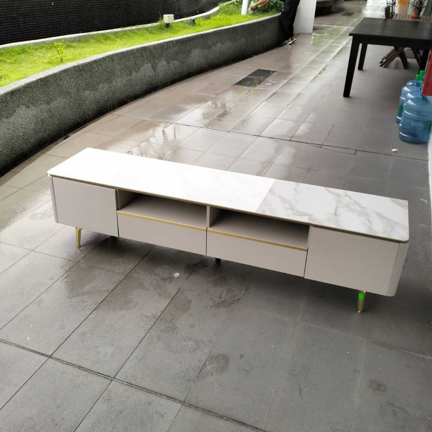 GARTHE TV Console with Sintered Stone Top