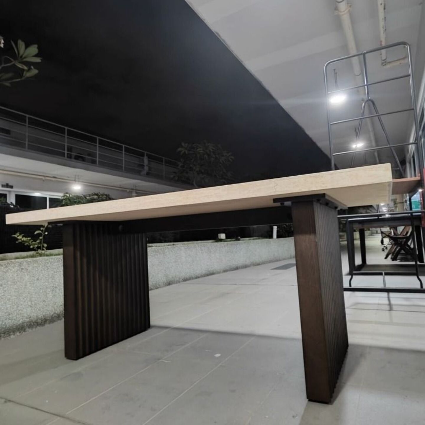 (ULTIMATED PRICE) SANTI Travertine Dining Table