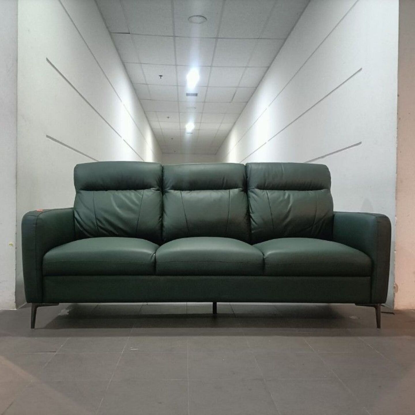 GOTTFRIED Genuine Leather 3 Seater Sofa in GREEN