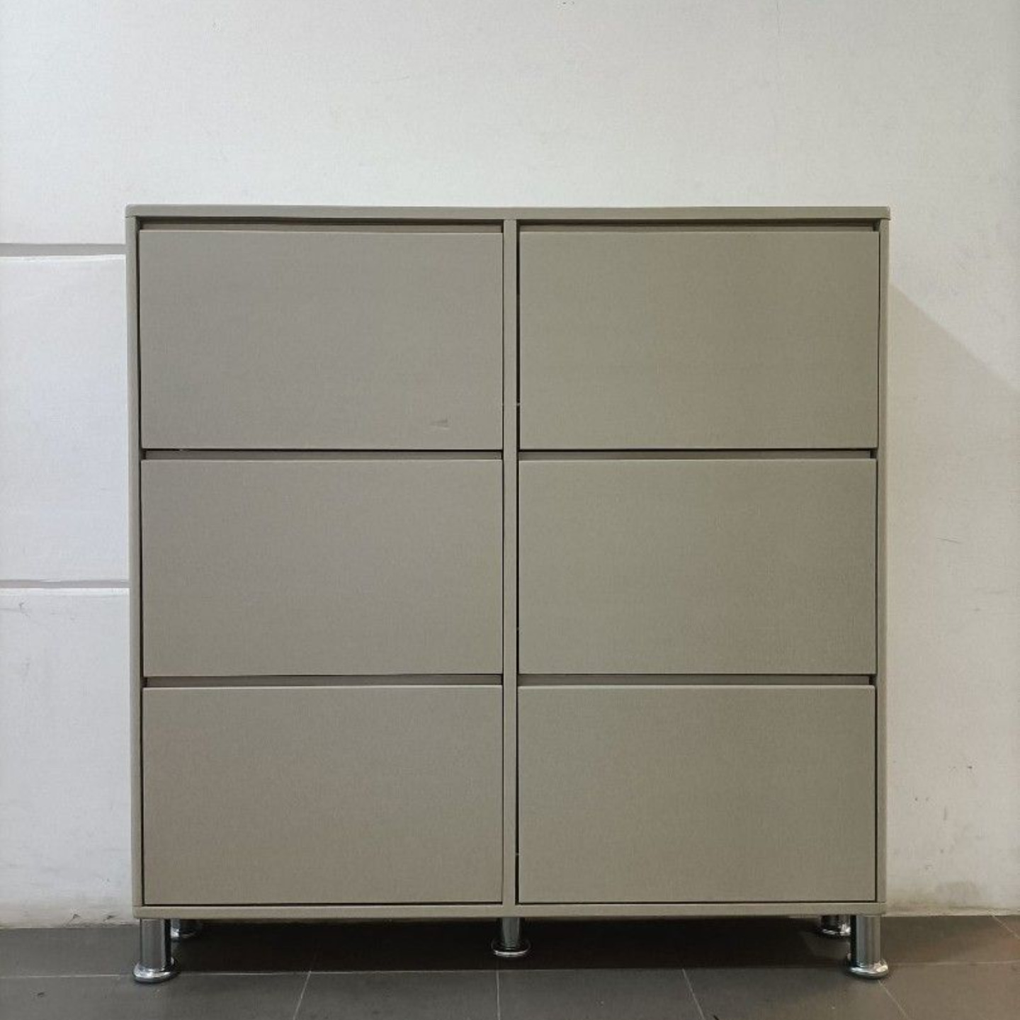 ANGELOS Solid Wood Shoe Cabinet in TAUPE