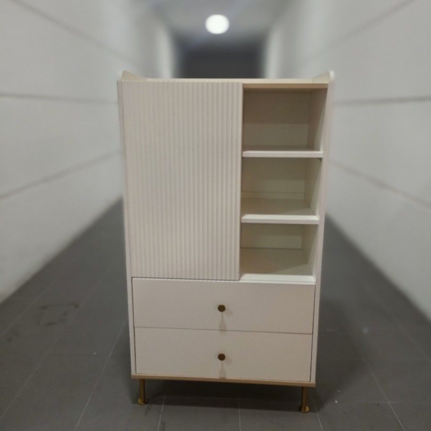 HINESS Highboard in WHITE