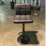 VADO II BAR STOOL in Black (BLACK BASE)