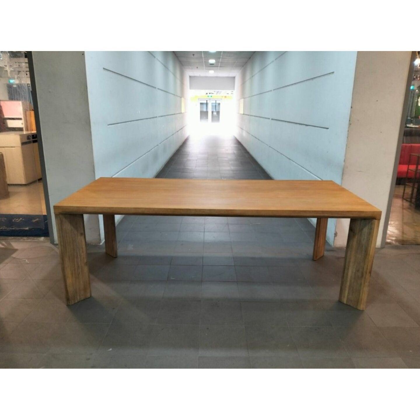 CONCERTO Dining Table 220cm