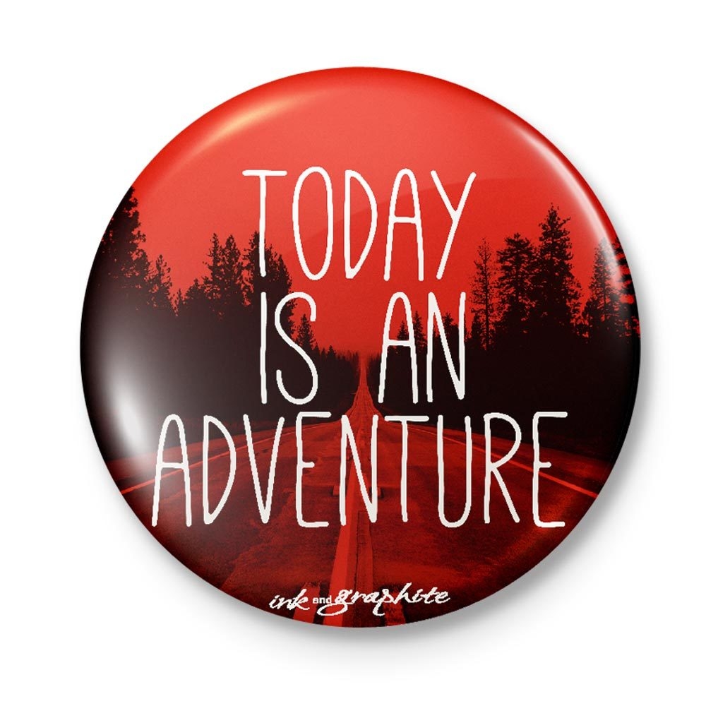 Adventure Badge + Magnet
