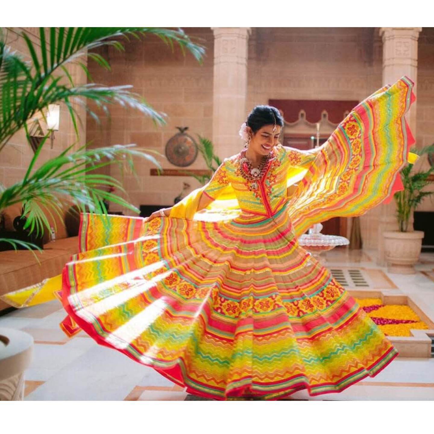 PRIYANKA CHOPRA HALDI CEREMONY LEHENGA CHOLI