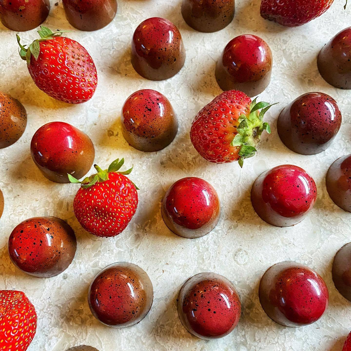Strawberry Daiquiri Bonbons