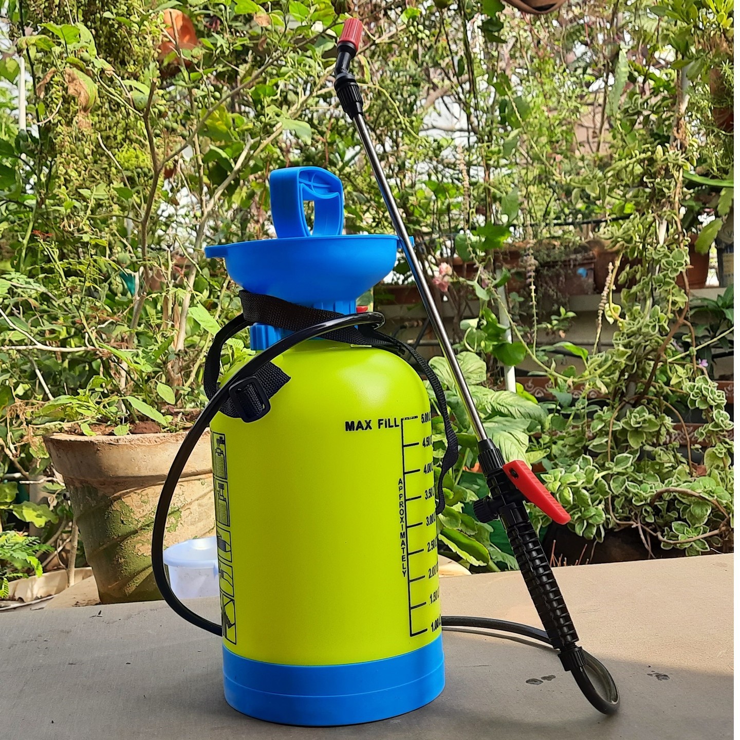 Kisan Star 5-Litre Plastic Manual Sprayer Colour May Vary