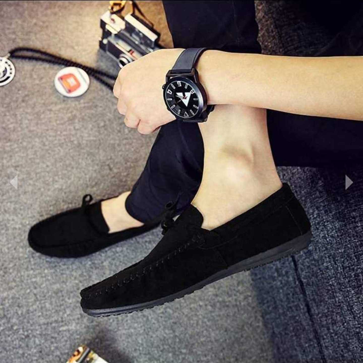 SAPIYU PRODUCTS Casual Kiltie Tassled Loafers For Men  (Black) RTYYY
