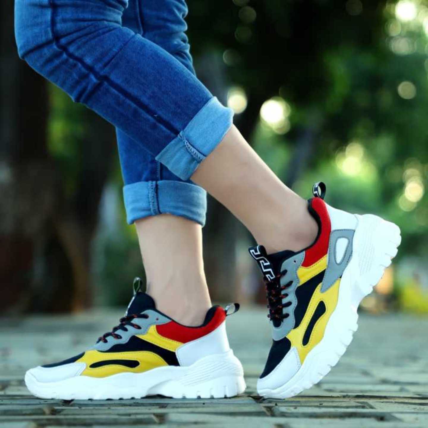 SAPIYU PRODUCTS Sneakers For Women  (Multicolor)