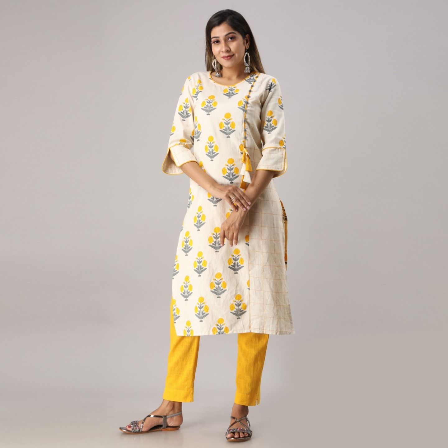 SNG STUDIO KURTI PANTSET