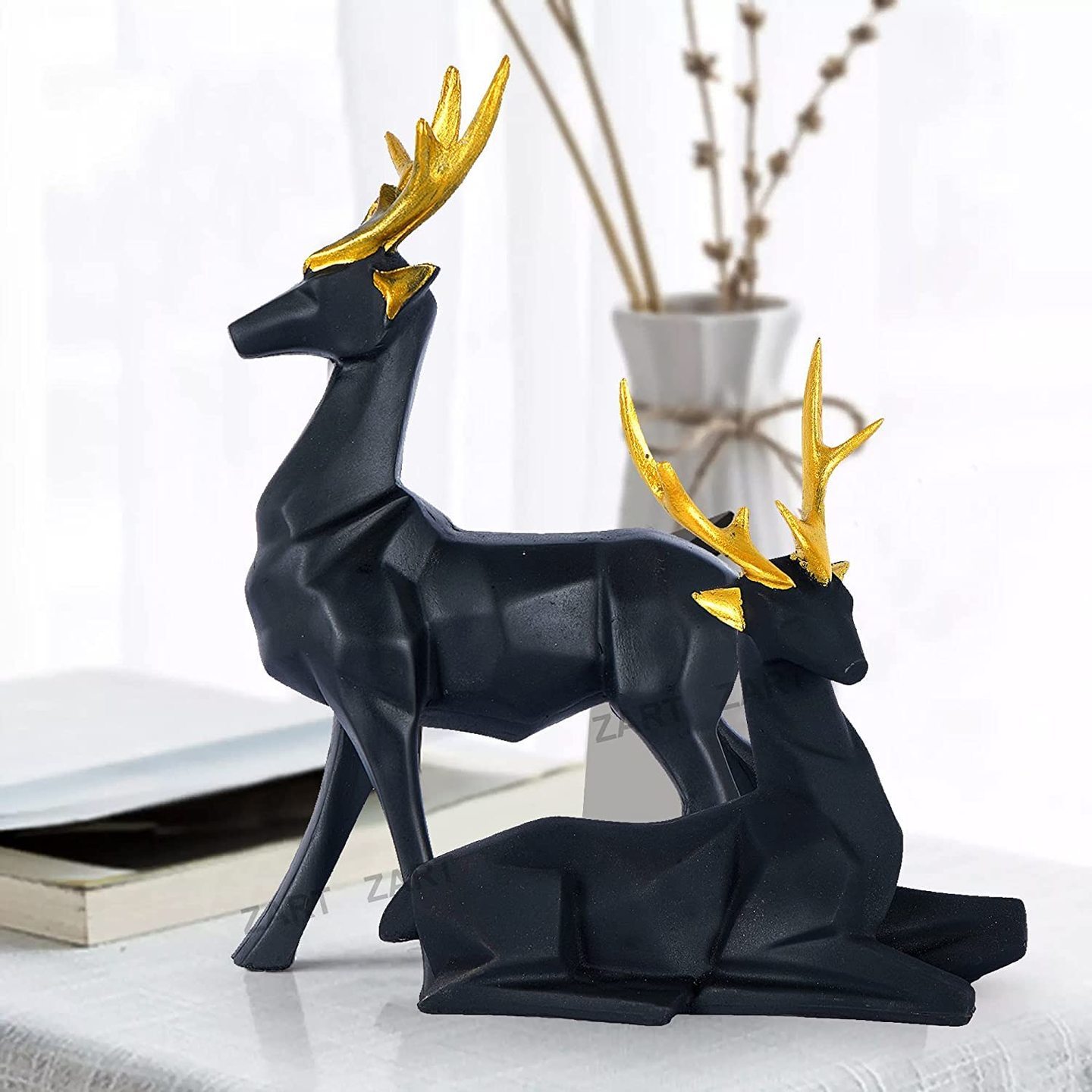 WoodyBox Black Resin Reindeer Couple Showpiece Modern Art Deer Statue Animal Figurine for Home Decor Living Room Set of 2