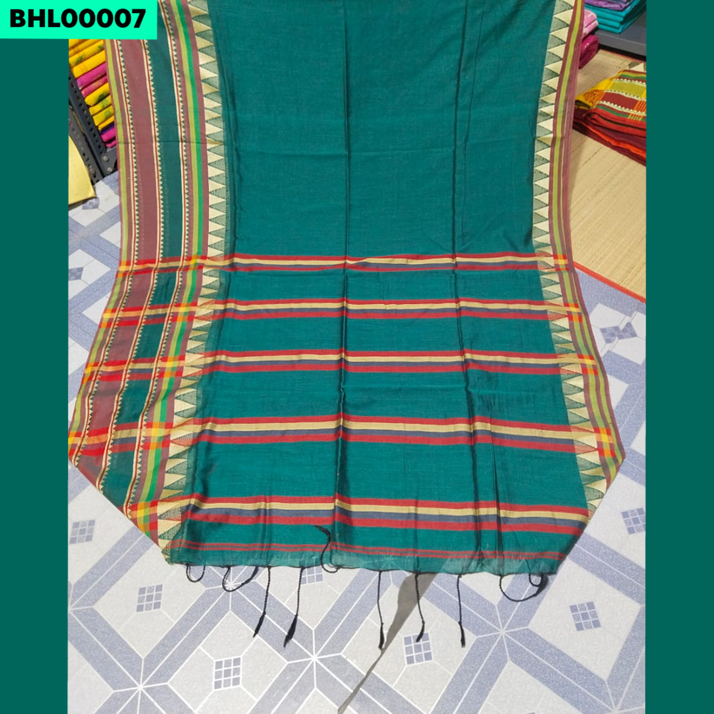 Bunon - Traditional Handloom Saree - Turquoise Blue