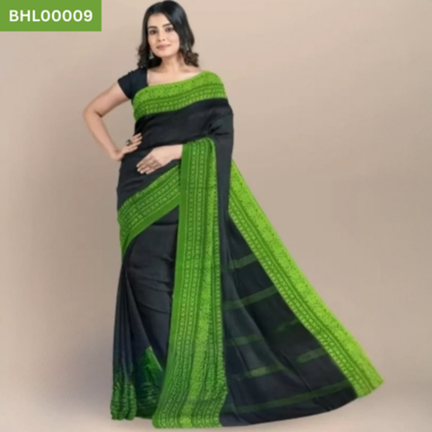 Bunon - Traditional Handloom Saree - Black & Green