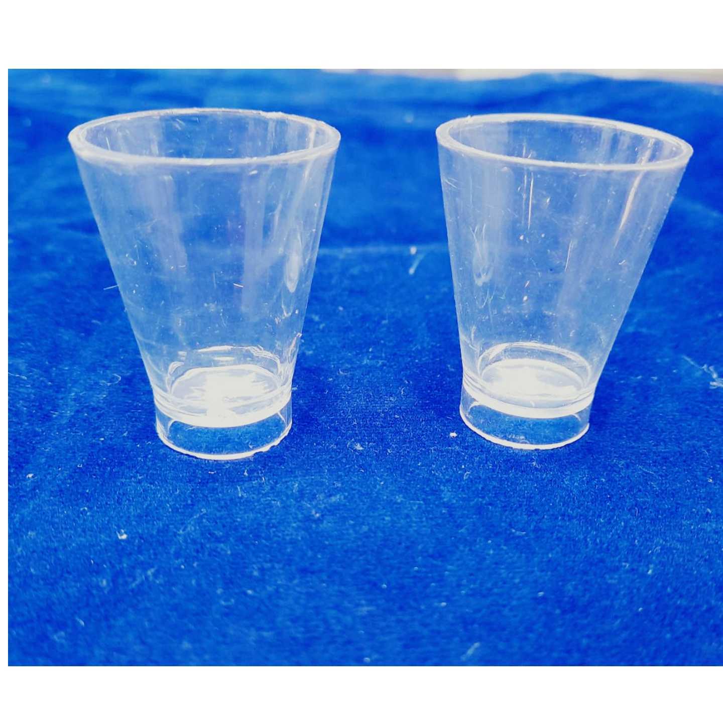 COMMUNION CUP Q 3