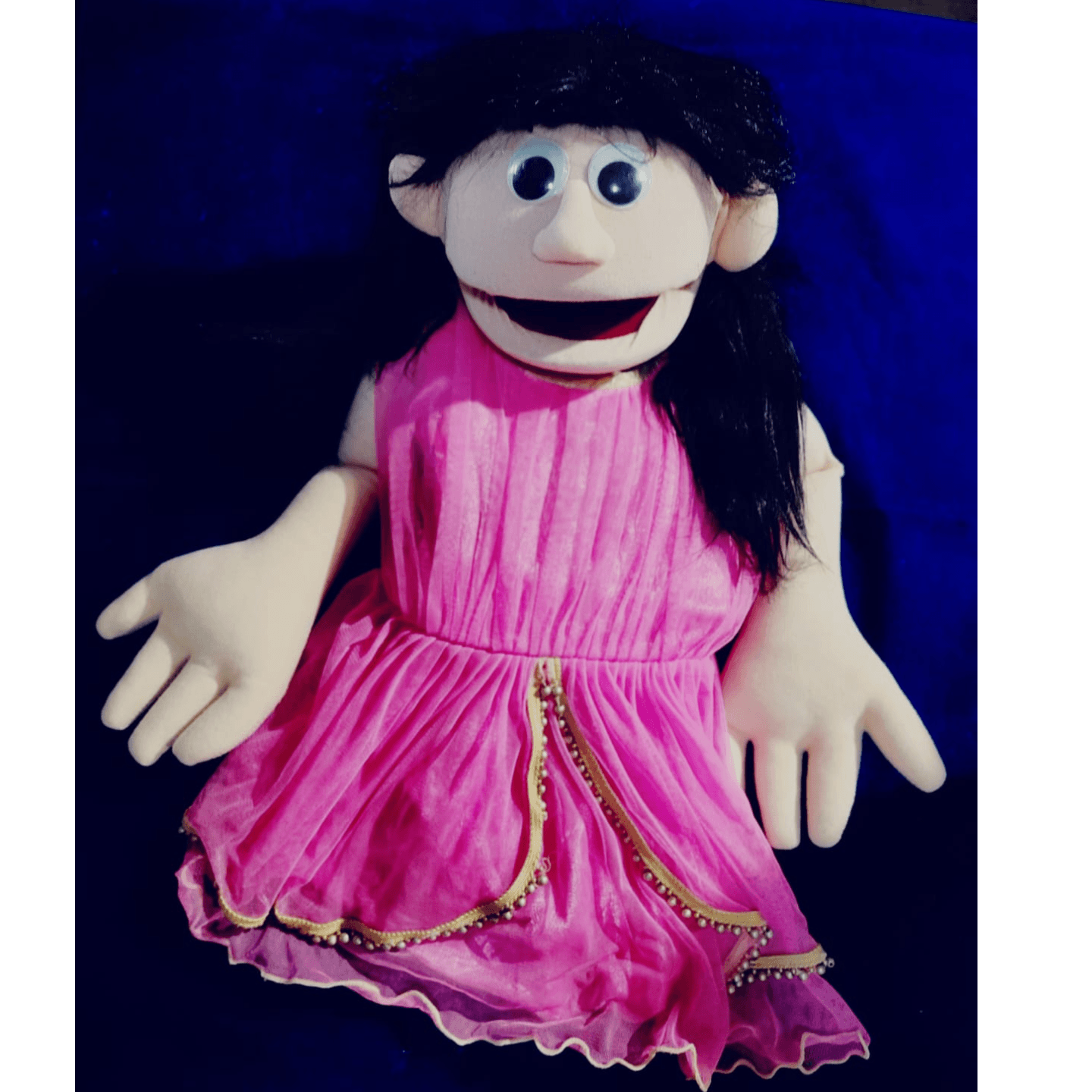 GIRL HALF PUPPET - Q1