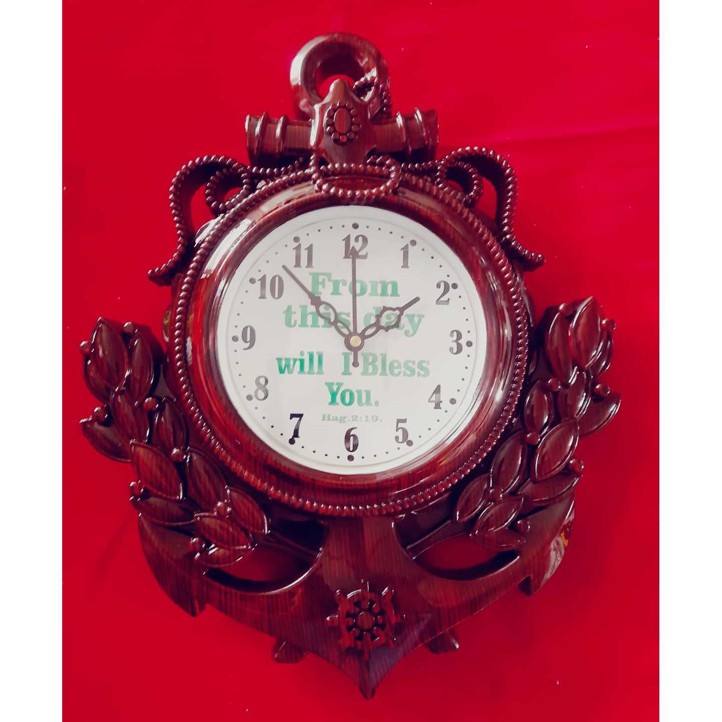 CLOCK SMALL DESIGN T&E