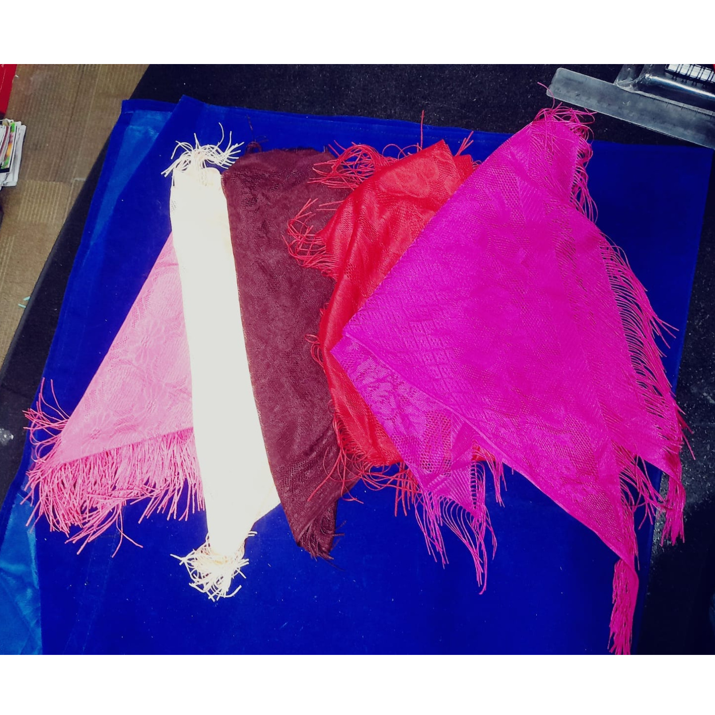 SCARF  14  COLOUR