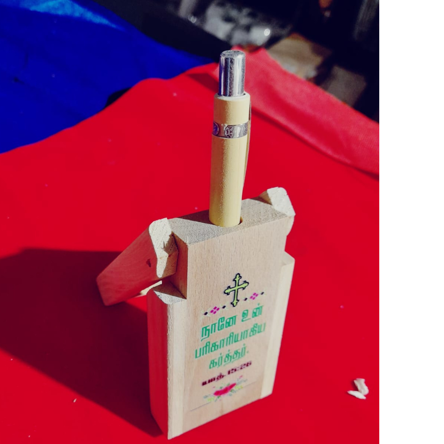 PEN STAND