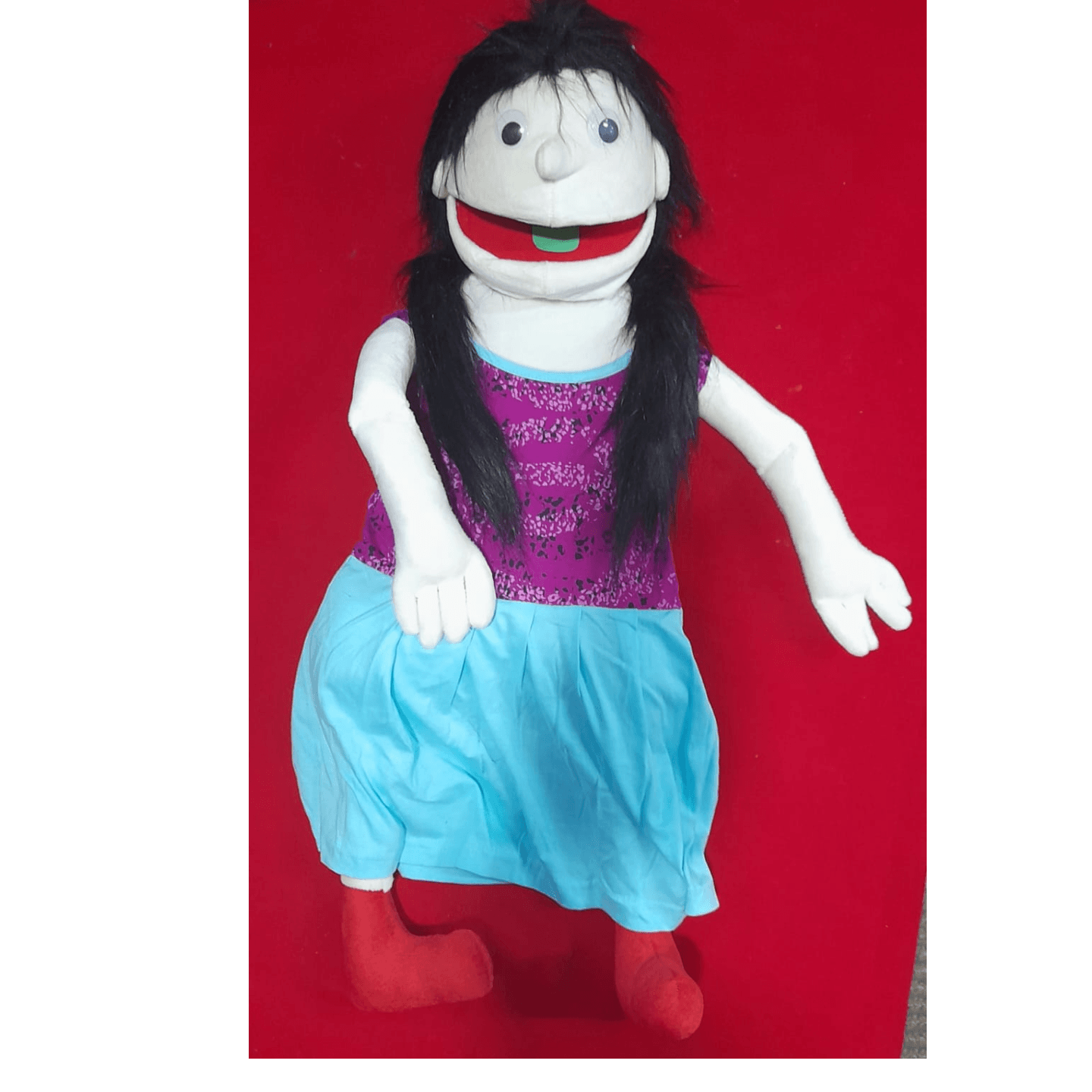 GIRLFULL PUPPET