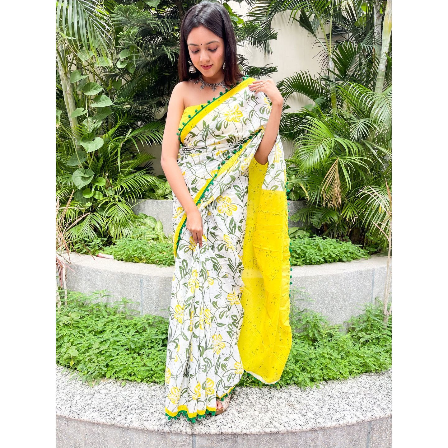 Shivanya Handicrafts Women's Hand Block  Batik Bagru Jaipuri Ikat Printed Handloom Pure Cotton Mulmul Traditional  Cotton Sarees With Printed Blouse Piece With Pom Pom Lace (White, Yellow)_SH-0932