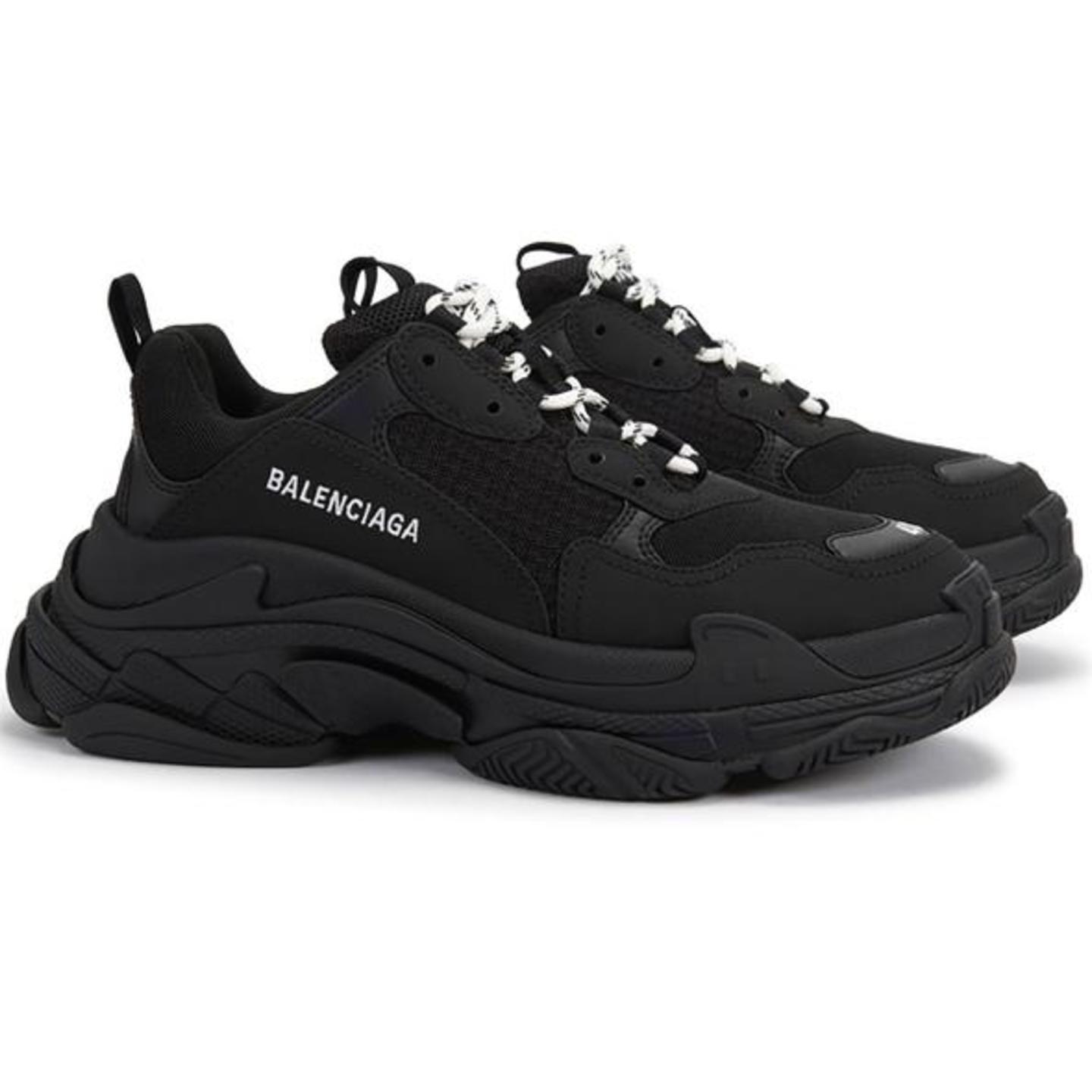 Insta Shoppee Balanciaga Triple S Sneaker - Black
