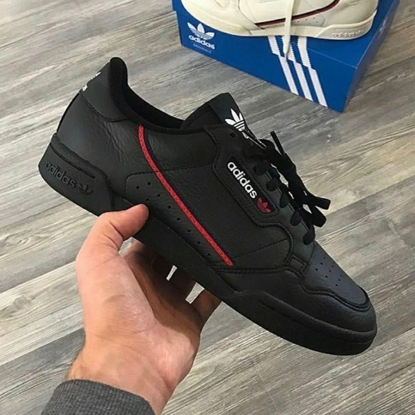 Insta Shoppee Adidas Continental 8 First Copy Sneaker - Black and White