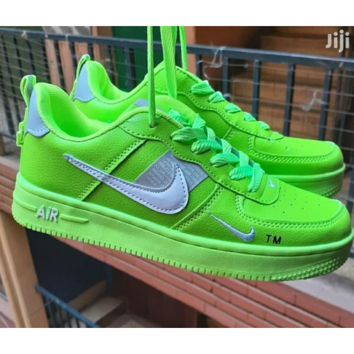 Insta Shoppee Nikee Air Force 1 First Copy Sneaker - Utility Neon
