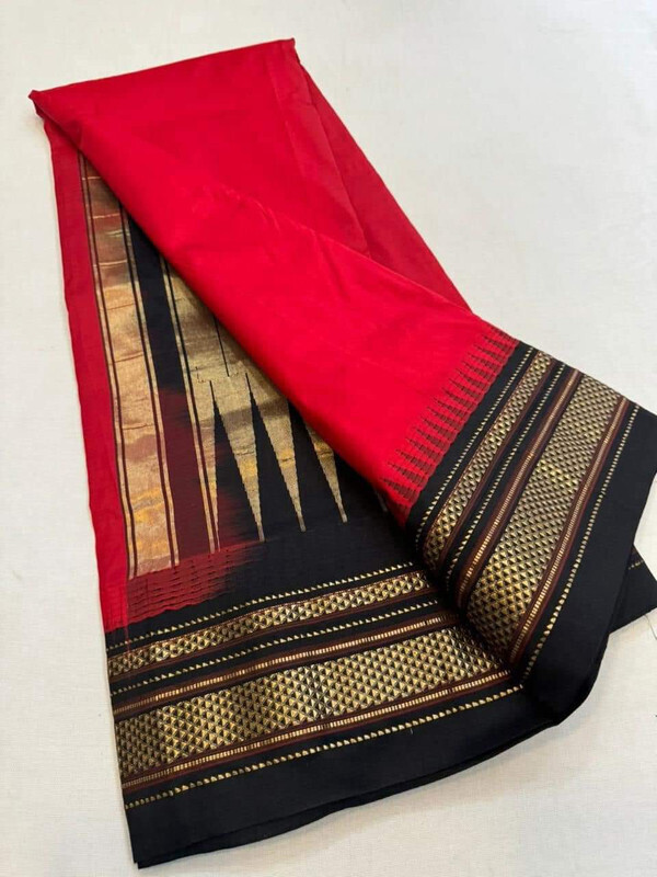 Red and Black Border - Traditional Handwoven Ilkaal Saree online