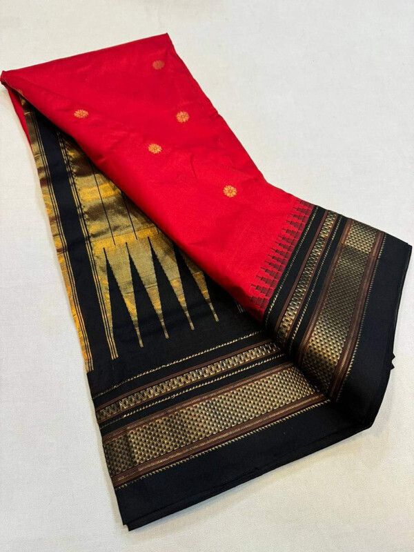 Red and Black Border - Traditional Handwoven Ilkaal Butta Saree online
