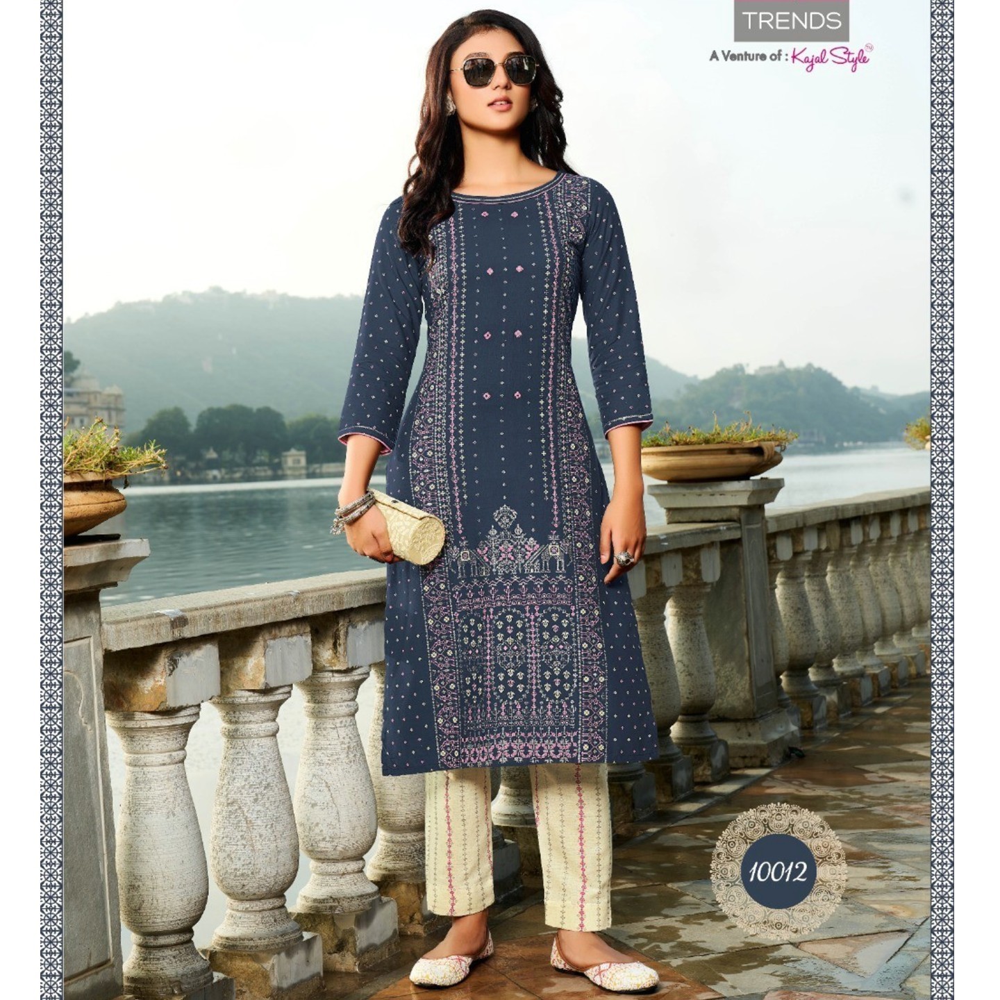 Diya Trends Women Dark Navy Blue Color Kurta with Pants