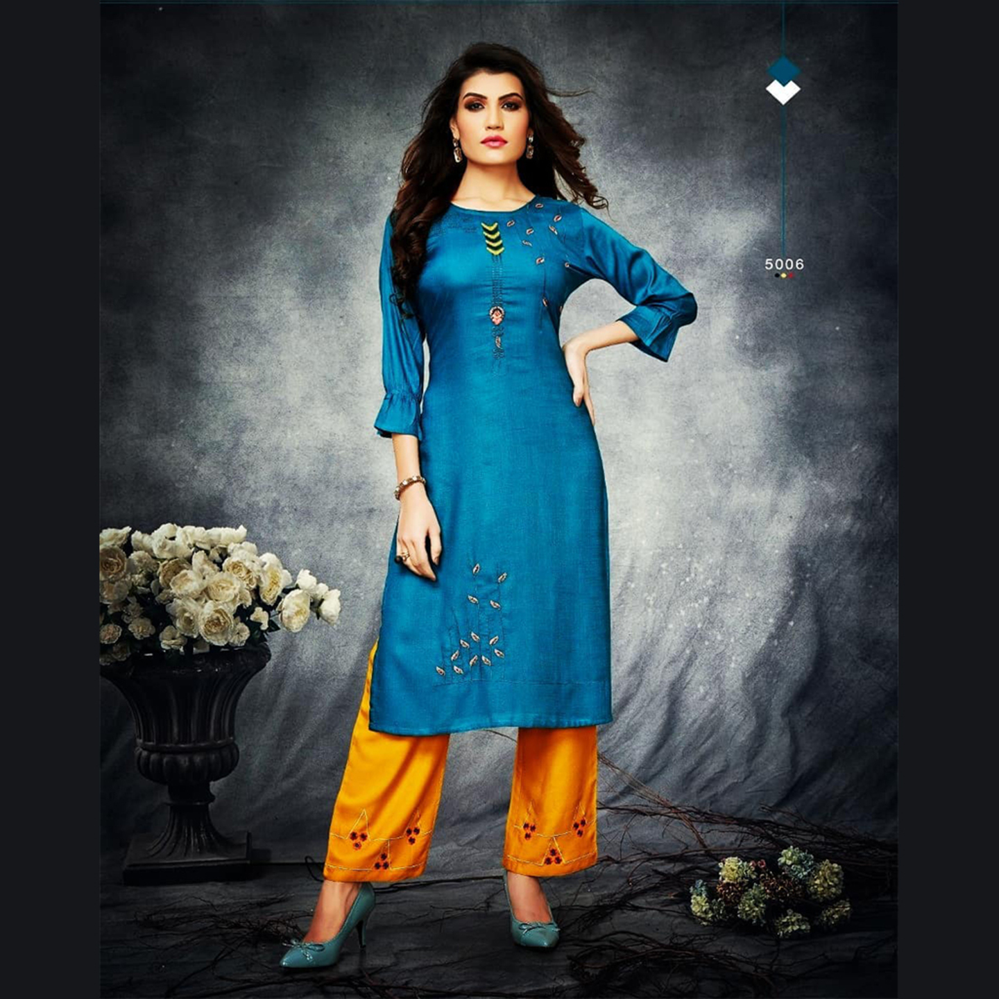 Talk By Fashion Women Embroidered Kurti with Palazzo Set Blue