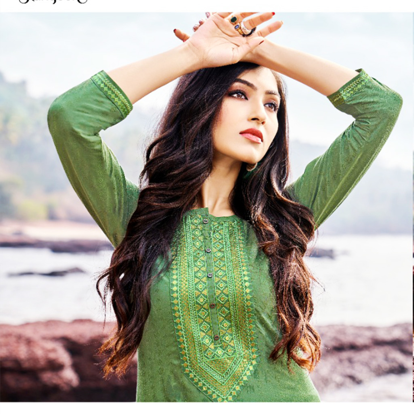 Women Pastel Green Embroidered Straight Kurta