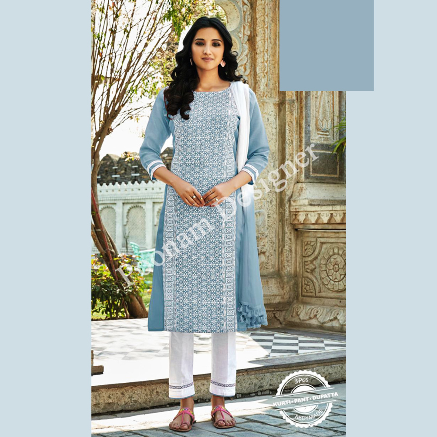 Women Resolute Blue & White Pure Cotton Printed Kurta with Trousers & Dupatta