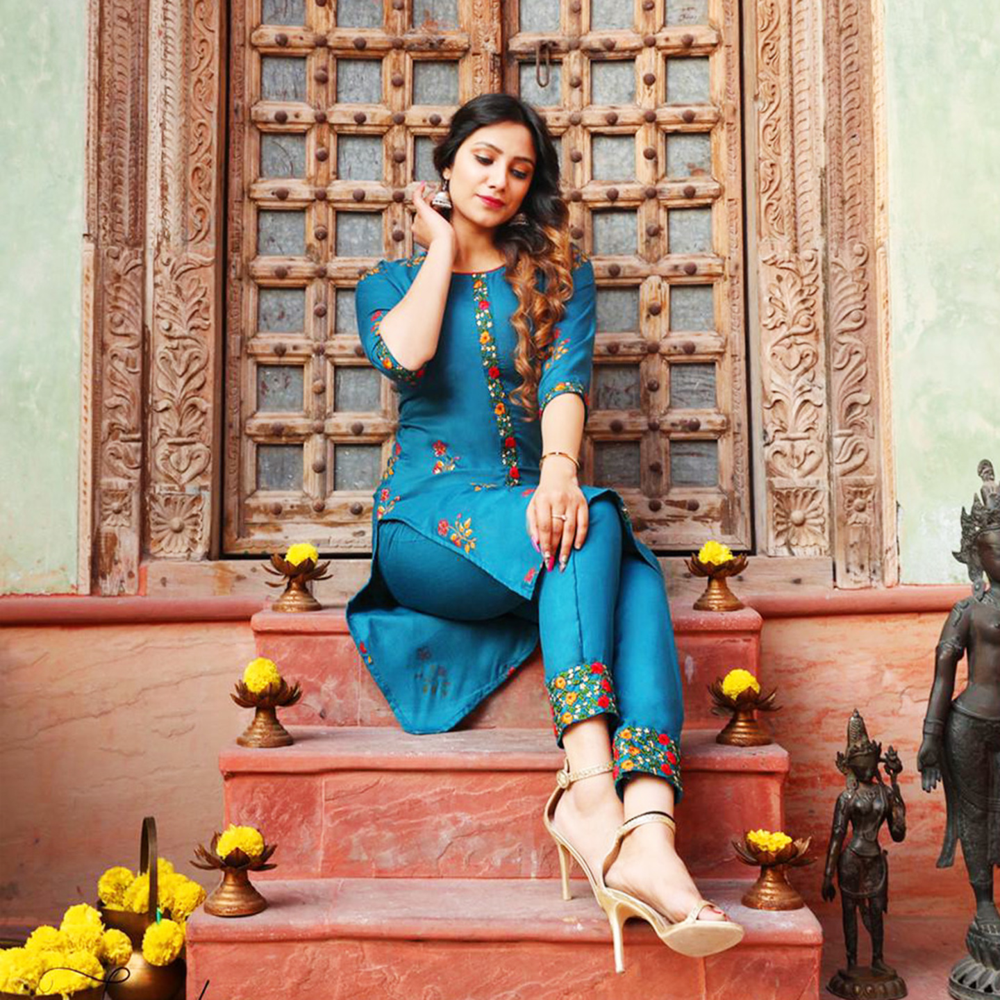 Talk By Fashion Women Kurta with Straight Pants Set
