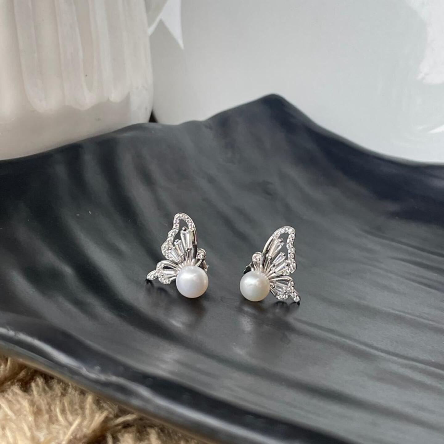 silver butterfly 
