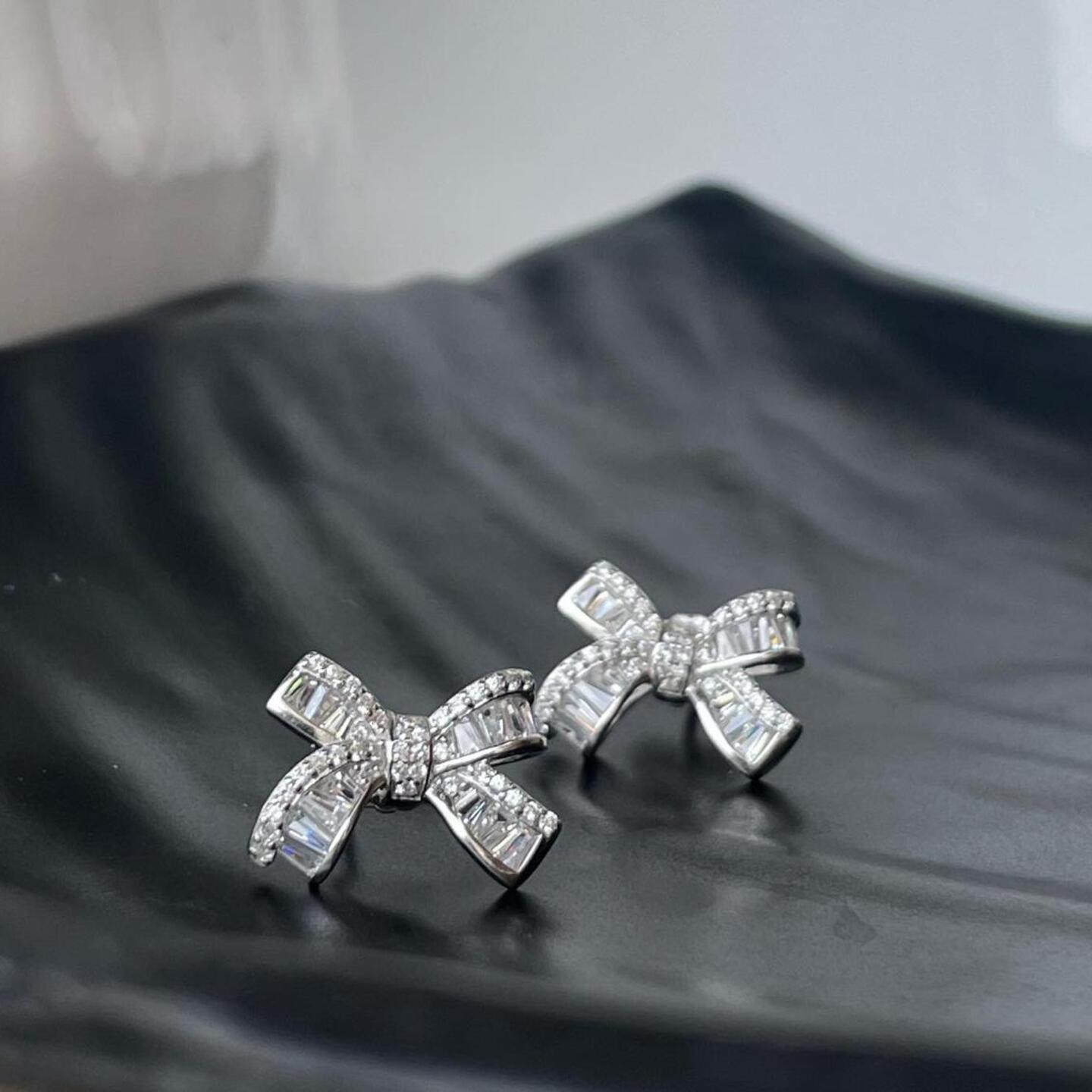 silver bow