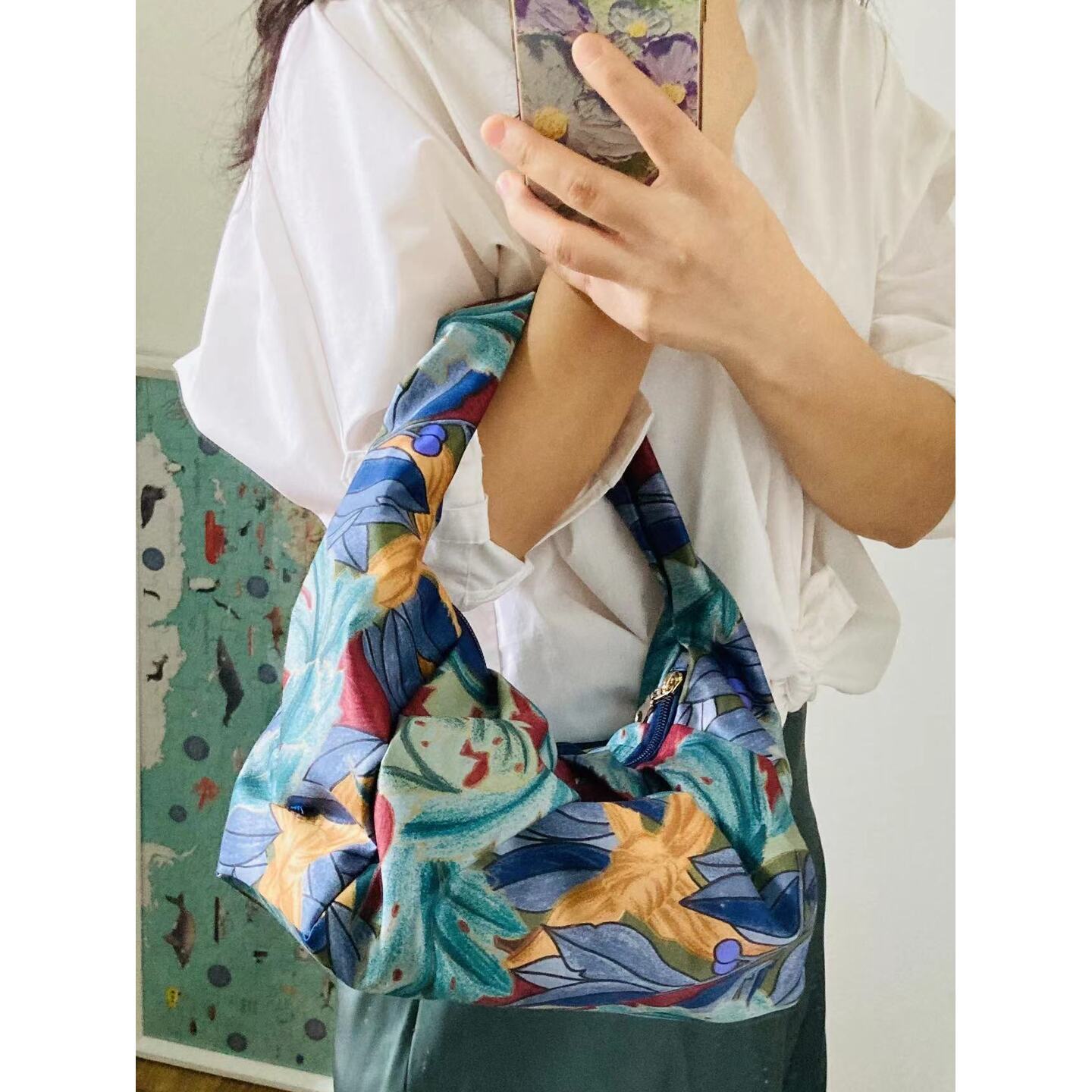Cloud Bag