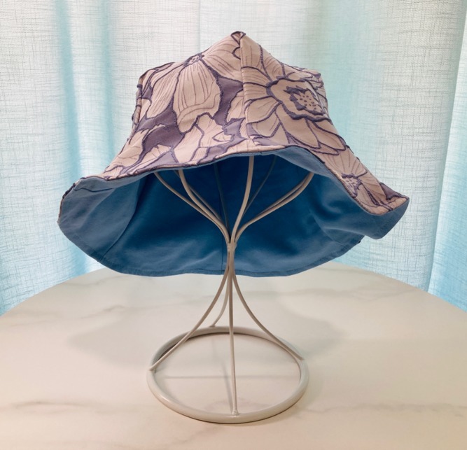 Reversible Hat in Blue with Printed