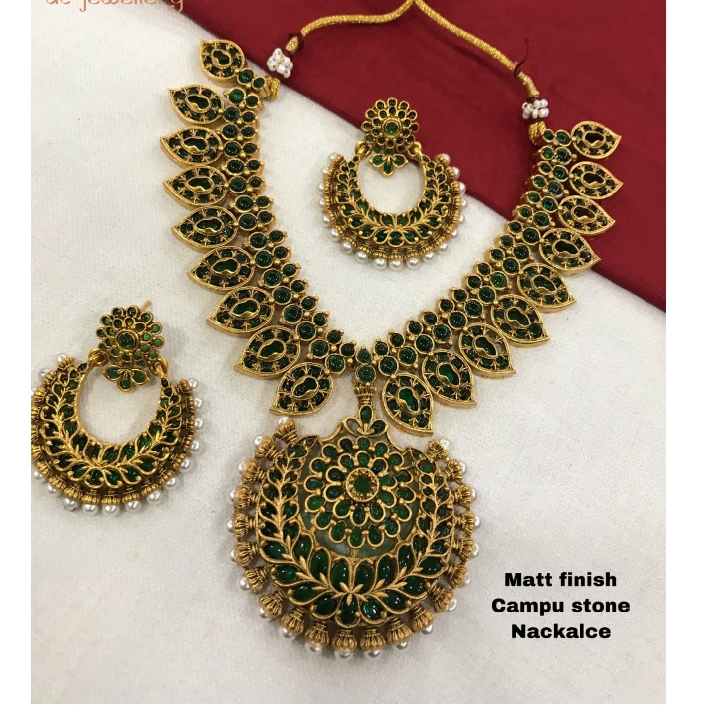 Matte Kempu Green Stone Necklace
