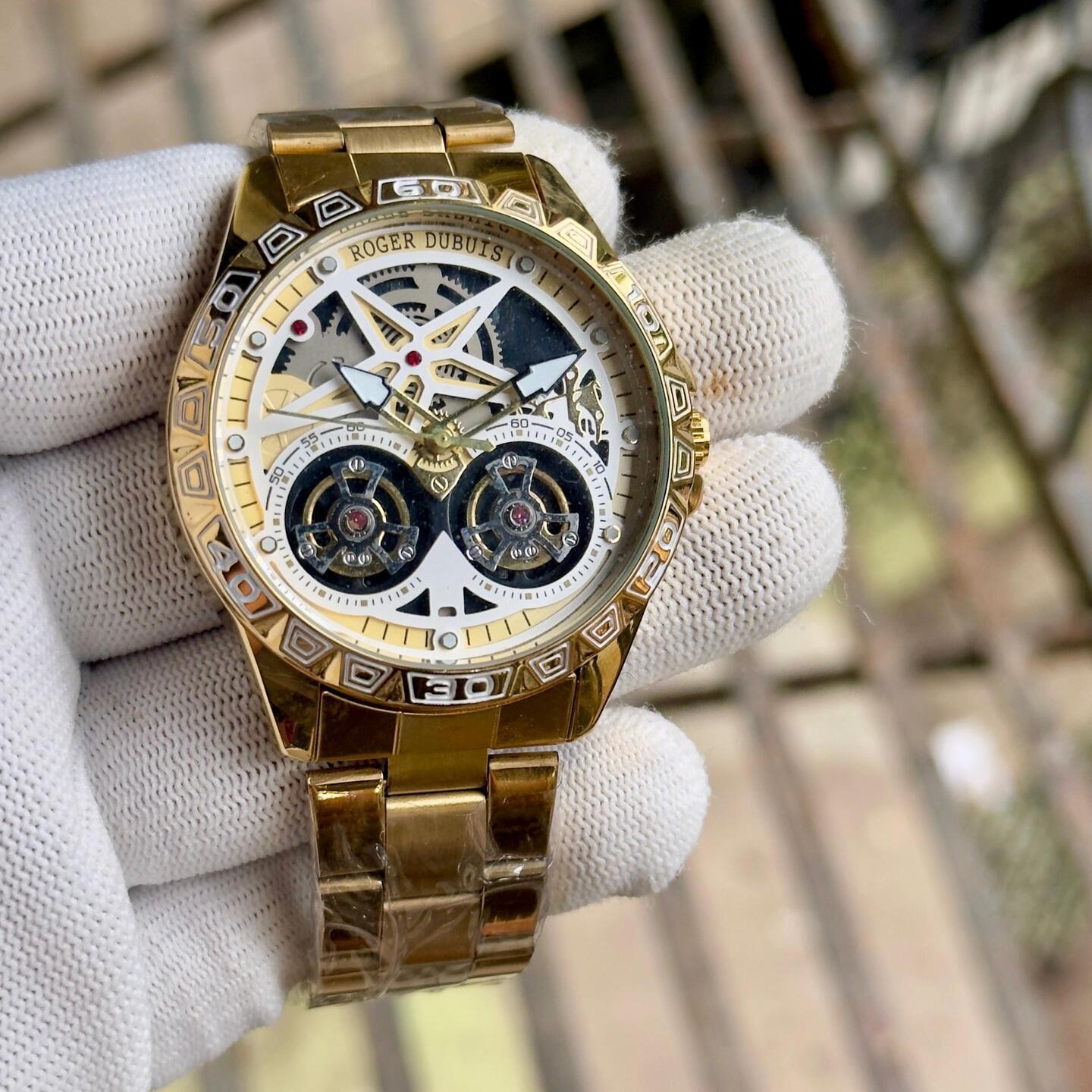 Roger Dubuis ExCalibre Knight Dubuis Swiss Quartz Mens Watch 