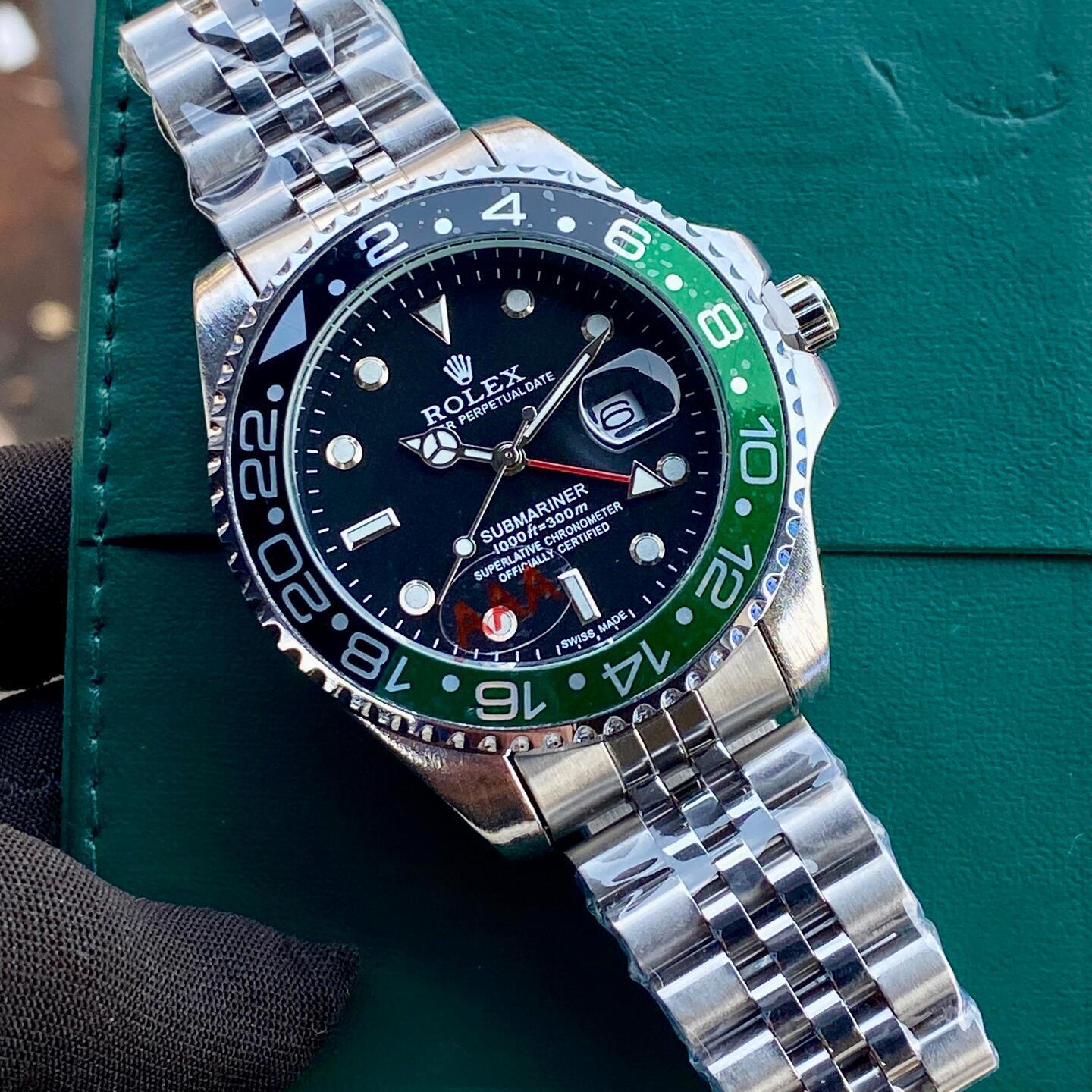 Mens  Rolex Rainbow Submariner with Silver Belt with Black Green Rim